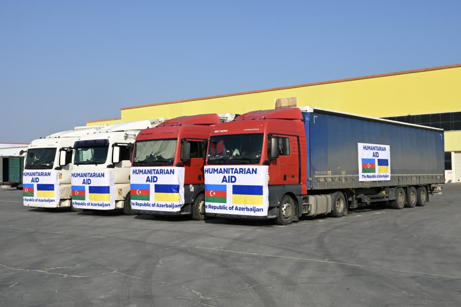 Азербайджан відправив в Україну другу партію гуманітарної допомоги